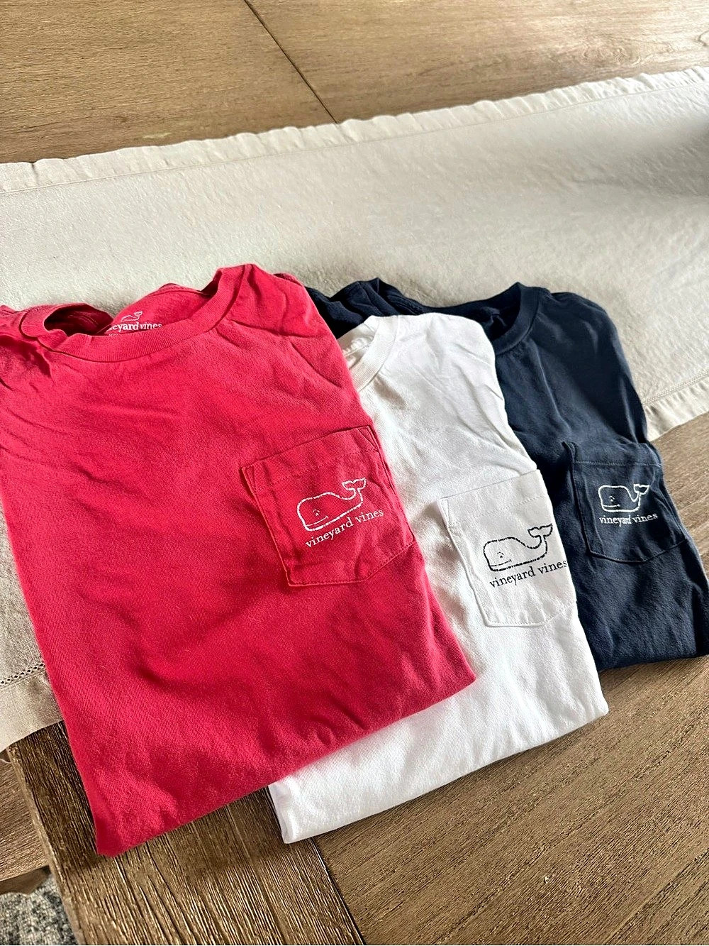 vineyard vines 3-Pack Short Sleeve Tees Red & White Medium. Like new, never worn